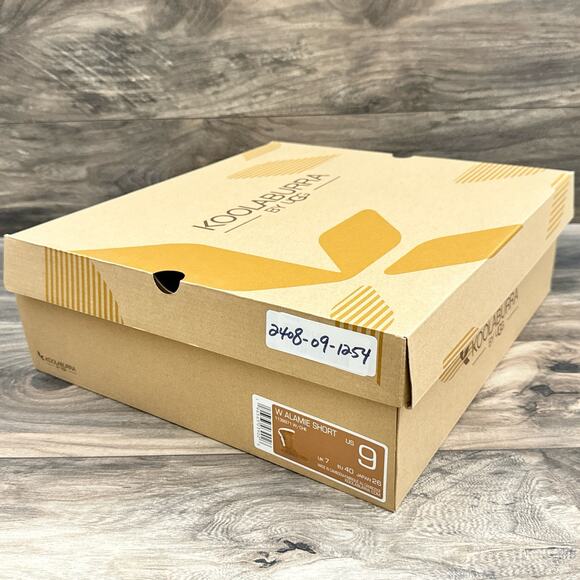 NIB Koolaburra by UGG 9 40 Alamie Booties Suede Faux Fur Chestnut Tan - Picture 14 of 14